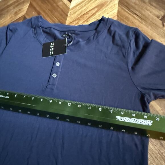 Two Blind Brothers Shirt Henley Short Sleeve T-Shirt Men’s Large New - Picture 6 of 8